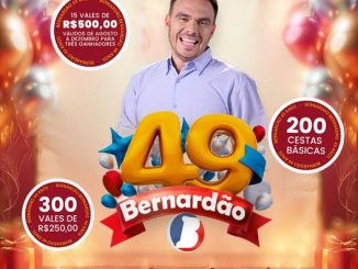 Anúncio de aniversário de 49 anos do supermercado Bernardão. O anúncio apresenta um bolo de aniversário estilizado, o logotipo da empresa e informações sobre promoções, como vales-presente de R$250 e R$500, sorteio de três TVs Sony e 200 cestas básicas. O texto destaca a tradição e qualidade do Bernardão.