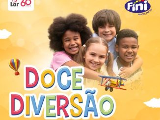 Imagem promocional do Lar Supermercados em parceria com a Fini. A promoção oferece um número da sorte para cada R$ 20 em compras de produtos Lar ou Fini. Clientes cadastrados no Clube Lar Mais ganham números em dobro ao adquirir produtos da linha Harry Potter da Fini. Os prêmios incluem 15 bicicletas Caloi Supra aro 29 com 21 marchas e 15 camas elásticas Pula Pula de 3,05 m da PapiBrink. A campanha é válida de 14/08/2024 a 08/10/2024.