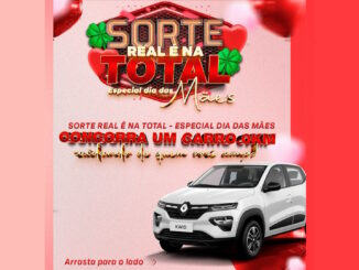 Banner publicitário da promoção Sorte Real é na Total para o Dia das Mães, destacando um carro Renault Kwid branco cercado por corações vermelhos e trevos de quatro folhas.