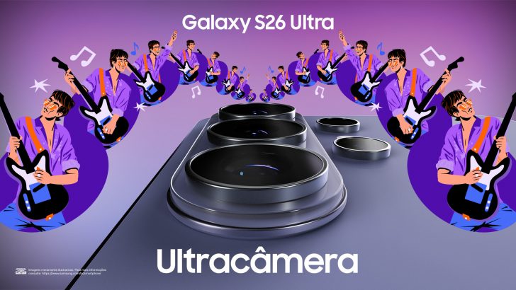 Ilustração promocional do smartphone Galaxy S26 Ultra com foco no conjunto de lentes traseiras. Ao fundo, desenhos estilizados de um homem tocando guitarra em tons de roxo formam um arco, acompanhados por notas musicais e pequenas estrelas.