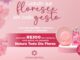 Banner publicitário de Dia das Mães do Atrium Shopping em tons de rosa com flores ilustradas. O texto central informa que ao juntar R$300 em compras, ganha-se um presente Natura Todo Dia Flores. No lado direito, sobre um pedestal com fundo de coração, estão um sabonete em barra e um creme para as mãos da Natura.