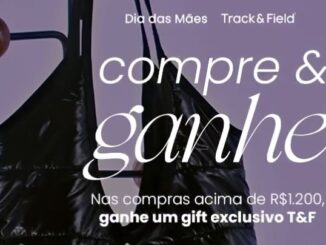 Banner promocional de Dia das Mães da marca Track & Field com o texto Compre & ganhe em destaque sobre a imagem de um acessório esportivo preto acolchoado.