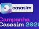 Arte gráfica da Campanha Casasim 2026, com logotipo da marca e texto colorido sobre fundo azul-roxo degradê.