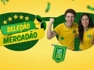 Peça publicitária da promoção Seleção Mercadão dos Óculos 2026, com cores verde e amarelo inspiradas na seleção brasileira, dois modelos comemorando vestindo camisetas do Brasil, e a frase "E ainda gire a roleta e ganhe brindes na hora".