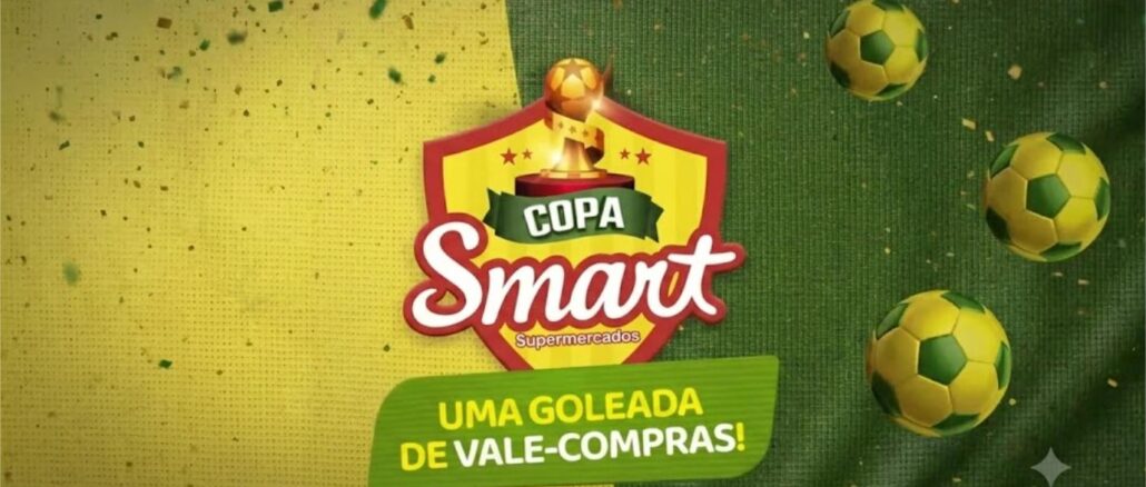 Logotipo da campanha Copa Smart Supermercados centralizado sobre fundo verde e amarelo com bolas de futebol e o texto Uma goleada de vale-compras.