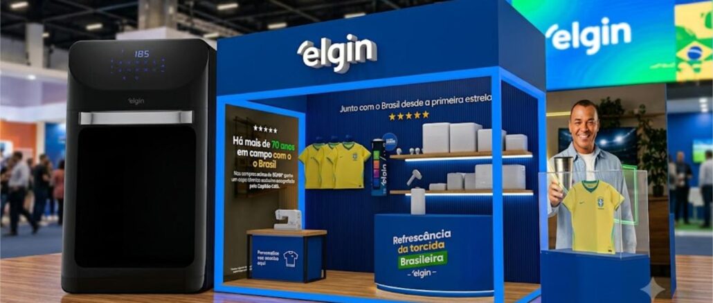 PROMOÇÃO ELGIN RUMO AO HEXA no Orla TotalPass Estande da Elgin em evento promocional com tema Copa do Mundo, exibindo eletrodomésticos, camisas da seleção brasileira e a imagem de Cafu segurando uma taça.