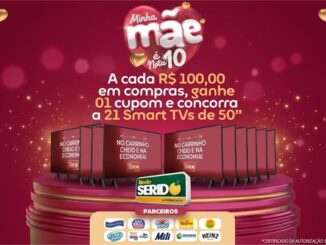 Peça promocional da campanha Minha Mãe é Nota 10 da Rede Seridó Supermercados, com fundo vinho, corações dourados e rosas, 21 Smart TVs de 50 polegadas expostas sobre um pódio cilíndrico, logotipo da rede ao centro e faixa de parceiros na base.