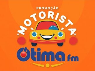Arte da Promoção Motorista Otimista da rádio Ótima FM, com ilustração de carro animado sorridente em fundo laranja.
