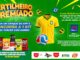 Banner da promoção Artilheiro Premiado do Grupo Mateus, com camisa da Seleção Brasileira, bola de futebol e kit de produtos parceiros, sobre fundo verde com elementos Copa do Mundo.