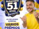 Cartaz de aniversário de 51 anos do Bernardão Supermercados, com brasão azul e dourado, balões e homem sorridente vestindo camisa amarela, anunciando ofertas e prêmios em Minas Gerais