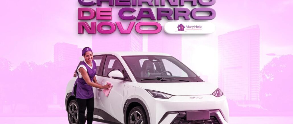 Banner da Promoção Cheirinho de Carro Novo Mary Help com profissional de limpeza uniformizada ao lado de um carro elétrico BYD branco em fundo rosa.