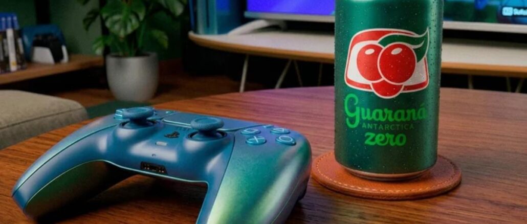 Lata verde de Guaraná Antarctica Zero ao lado de um controle DualSense azul sobre uma mesa de madeira, com uma televisão ao fundo exibindo uma tela de torneio de EA Sports FC