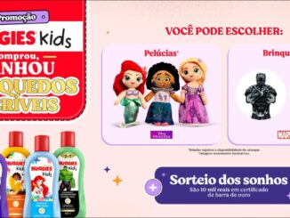 Banner da promoção Huggies Kids Comprou, Ganhou, com bonecas de pelúcia das Princesas Disney e bonecos da Marvel ao lado de produtos Huggies Kids