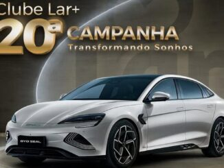 Promoção Clube Lar+ 20ª Campanha Transformando Sonhos, com imagem do carro elétrico BYD Seal branco como prêmio principal.