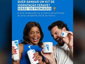 Dois modelos sorridentes seguram produtos CeraVe em fundo azul, com texto anunciando kit de hidratação e 100 premiados na Promoção Barreira Só Com CeraVe.