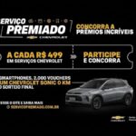 Peça publicitária da promoção Serviço Premiado Chevrolet 2026, com fundo preto, destaque para o sorteio de um Chevrolet Sonic 0 km, 8 smartphones e 2.000 vouchers, mediante contratação de serviços a partir de R$499.