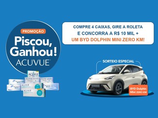Arte da Promoção Piscou, Ganhou! ACUVUE com selo azul, caixas de lentes de contato e um BYD Dolphin Mini branco no sorteio especial, com o texto: compre 4 caixas, gire a roleta e concorra a R$10 mil mais um carro zero km