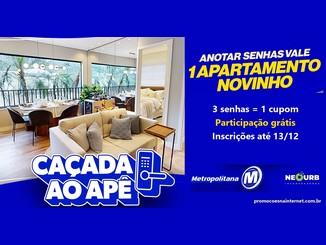 Sala de apartamento decorada com sofá bege, mesa de jantar e varanda envolta por palmeiras, ao lado do texto "Anotar senhas vale 1 apartamento novinho", do logo Caçada ao Apê e das marcas Metropolitana e Neourb.