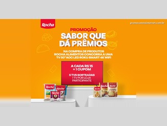 Arte da Promoção Sabor que Dá Prêmios com o logotipo Rocha, o texto "Na compra de produtos Rocha Alimentos concorra a uma TV 50 polegadas AOC LED Roku Smart 4K", uma TV vermelha com a regra "A cada R$15 = 1 cupom" e "5 TVs sorteadas, 1 TV por loja participante", cercada por embalagens de arroz, sagu, pão de queijo e farofas Rocha sobre fundo laranja.