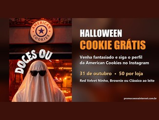 Arte da ação Halloween da American Cookies com um fantasma de lençol branco e óculos escuros diante da fachada da loja e o texto "Cookie grátis, 31 de outubro, 50 por loja".